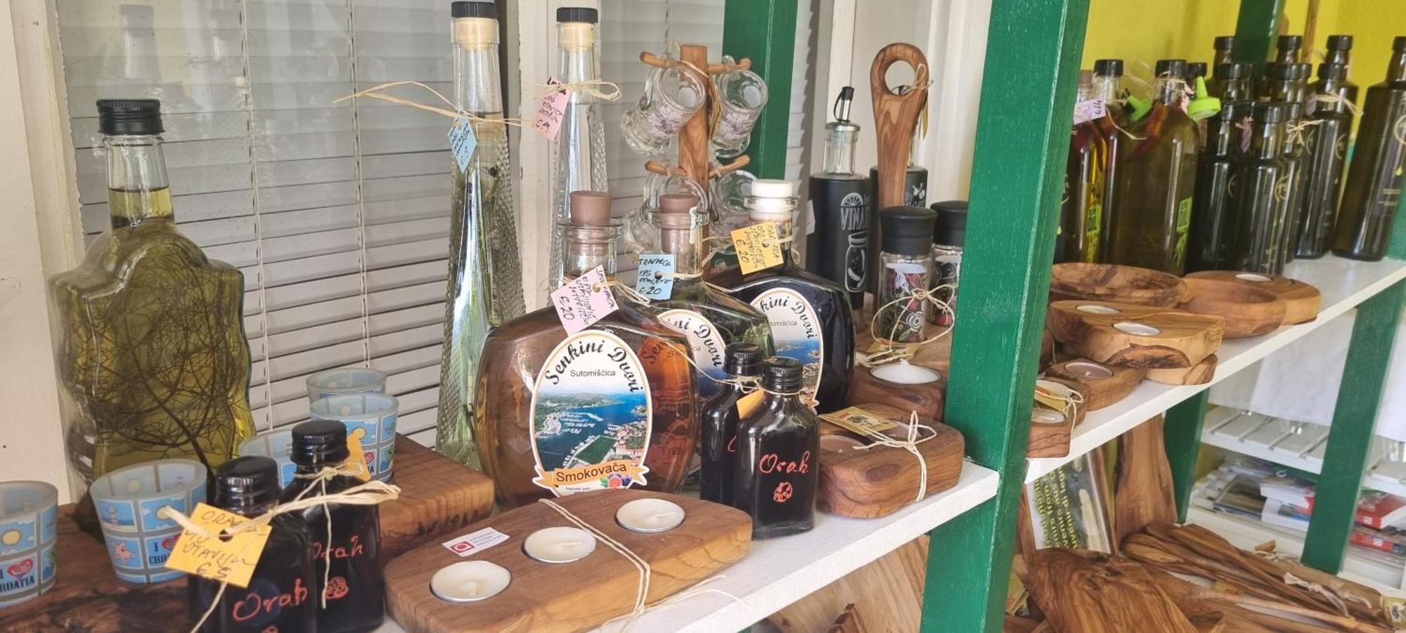 Senkini Dvori Διαμέρισμα Sutomiscica Εξωτερικό φωτογραφία