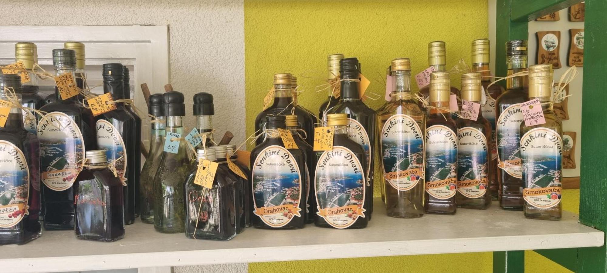 Senkini Dvori Διαμέρισμα Sutomiscica Εξωτερικό φωτογραφία