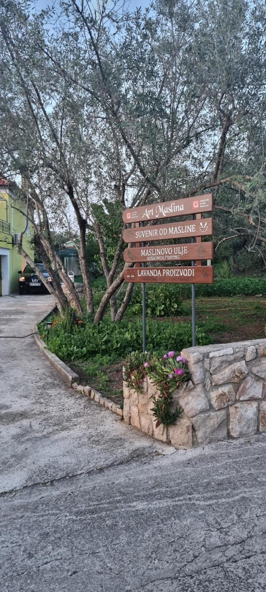 Senkini Dvori Διαμέρισμα Sutomiscica Εξωτερικό φωτογραφία